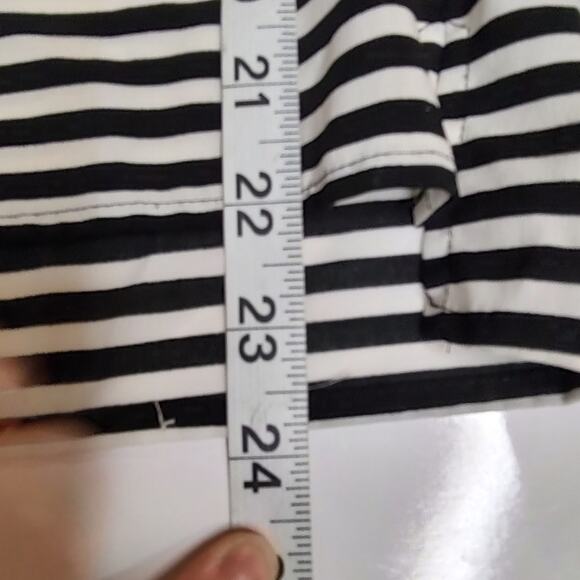 Calvin Klein Black & White Striped Pullover Roll Tab Sleeve Blouse Size XS - Picture 10 of 13